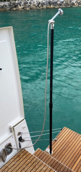 Saturn ausziehbare Duschstange f.außen