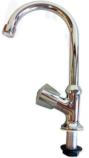 Verchromter Wasserhahn