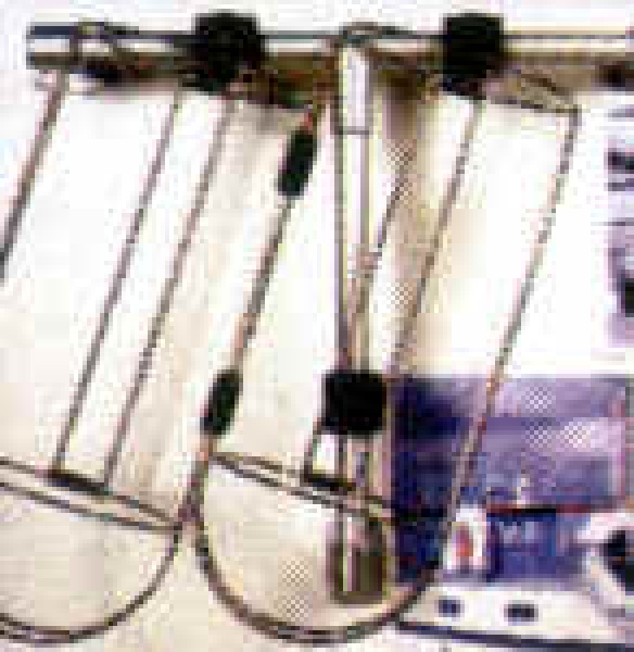 RELINGKONNEKTOR FUER KORB 30MM